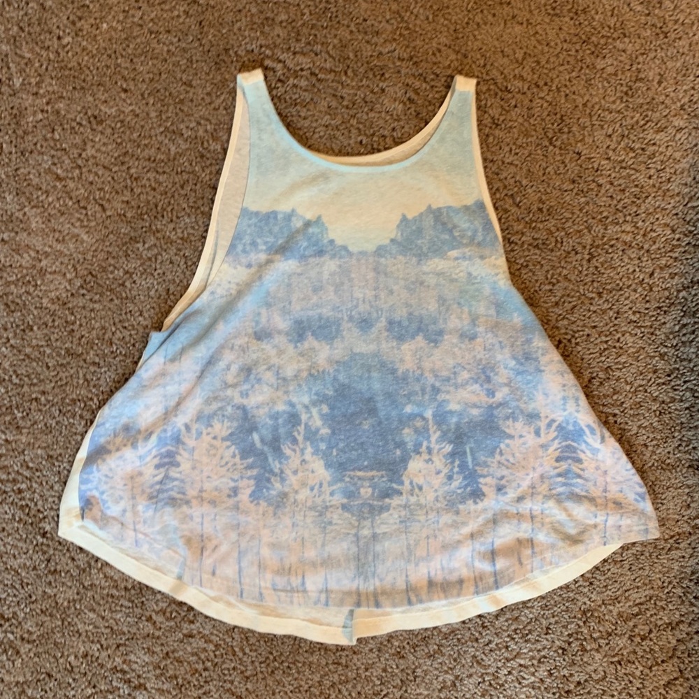 Roxy Tank